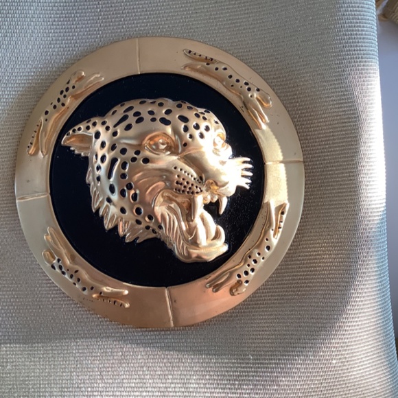 Nima Gold with Jaguar head crossbody purse New - Picture 4 of 5